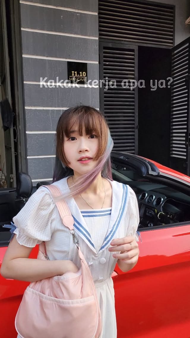 Beginilah gaya hidup seorang cosplayer kira2.....Loc @themancave.id 😚 by @edelynlyn