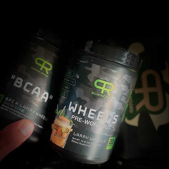 Preparate para tu entrenamiento.#bcaas #preworkout #teampersonalrecord #outsizethecompetition #personalrecord #prlifestyle #prsciences #gym #workout #suplementos #vitaminas #rendimiento #bodybuilding #powerlifting #weightlifting #strongman #ifbbproleague #mrolympia #pharpremium by @jpd_ifbbpro