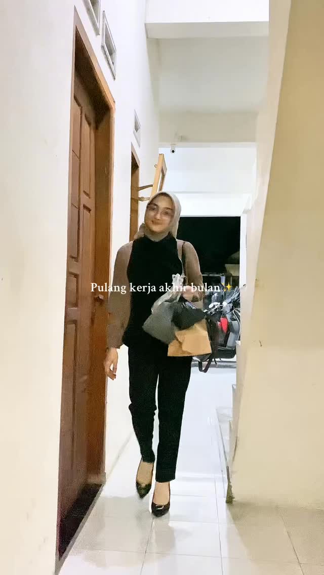 Lemvah letyih letsu #adayinmylife❤️ #anakkost #kos #pulangkerja #fypシ❤️💞❤️ #fypageシ❤️💞 #fypシviral by @ayun.anakkos