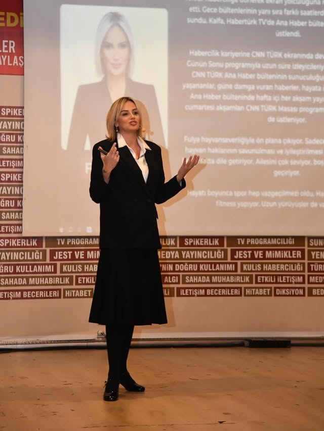 Pursaklar/ Angara🤩 Harika bir buluşmaydı. Dijital çağda haberciliği konuştuk 🤖 by @fulyakalfa