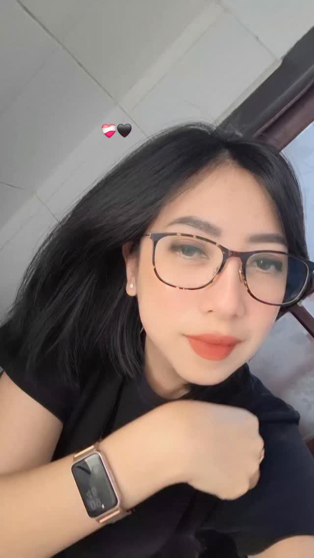Kalau mereka ragu memilihmu jgn bantu mereka yakin❤️‍🩹🖤 by @friskawowiling22