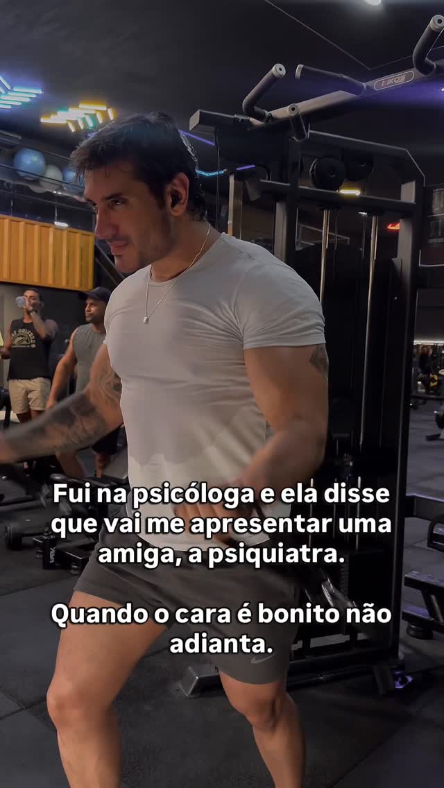 Não adianta. by @fillipedacosta