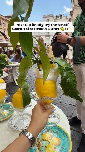 Italy 🇮🇹 the place that stole our hearts 🥰 🍋🍦🍝🍕

#fashionblogger #travelinstyle #amalficoast #lemonsorbet #travelinfluencer