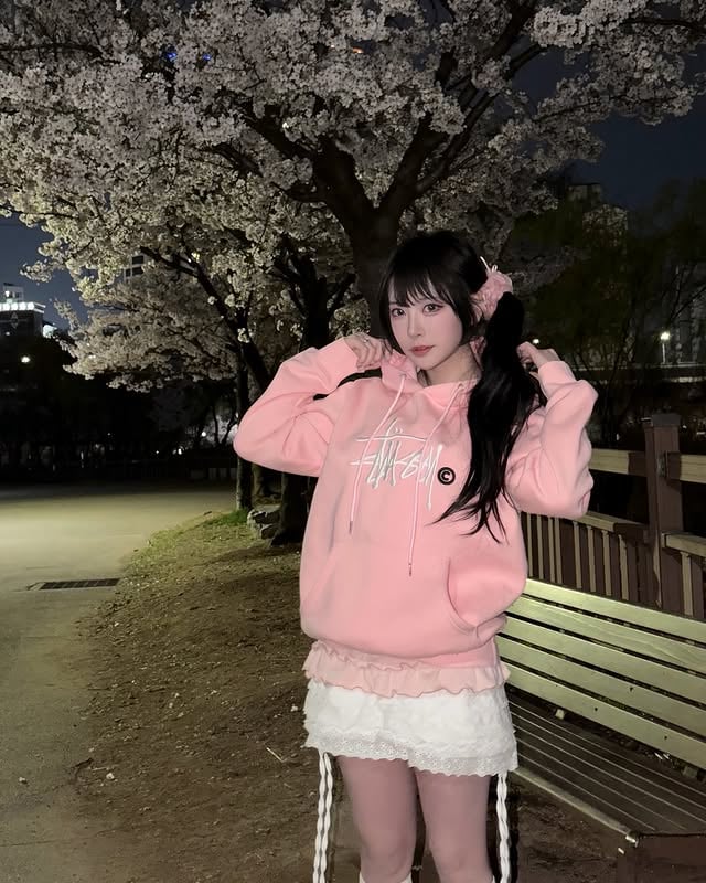 벚꽃 산책🌸 by @dami_amond