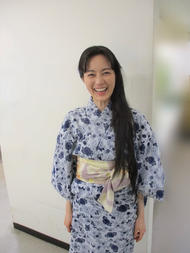 髪下ろしの多江さん。看護学校生活は初めて出会ったみんなと苦楽を共にして本当の青春のような日々でした。第6週、ありがとうございました🍃これから看護実習に入ります！#風薫る#玉田多江 by @ikutaerika.official