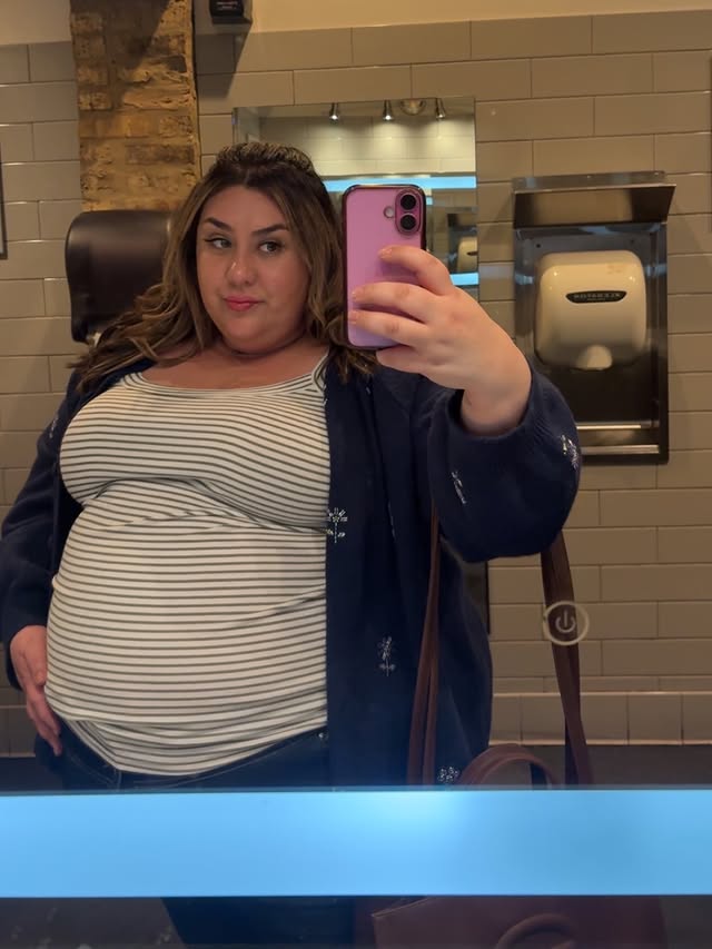 All moved into my new place 🏙️#plussize by @laylaplus