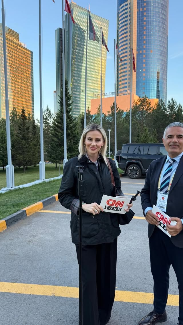 CUMHURBAŞKANI ERDOĞAN,, TÜRK DEVLETLERİ TEŞKİLATI GAYRIRESMİ LİDERLER ZİRVESİNE KATILMAK İÇİN KAZAKİSTAN’A GİTTİ. ZİYARETİ TAKİP EDİYORUZ SAHADA. TÜM GELİŞMELERİ CANLI YAYINDA AKTARIYORUZ. by @fulyakalfa