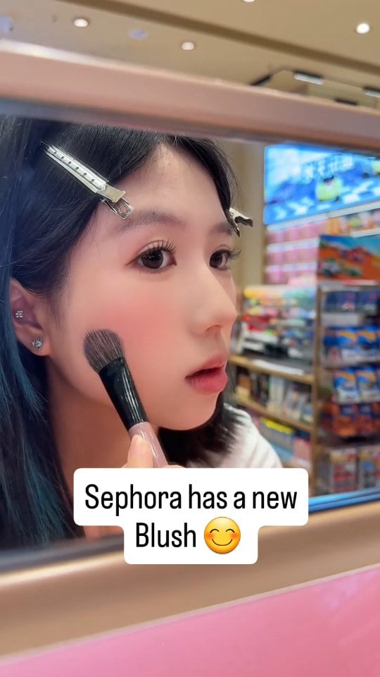 My friend told me to try this new Blush at Sephora by @unicorn_salon__