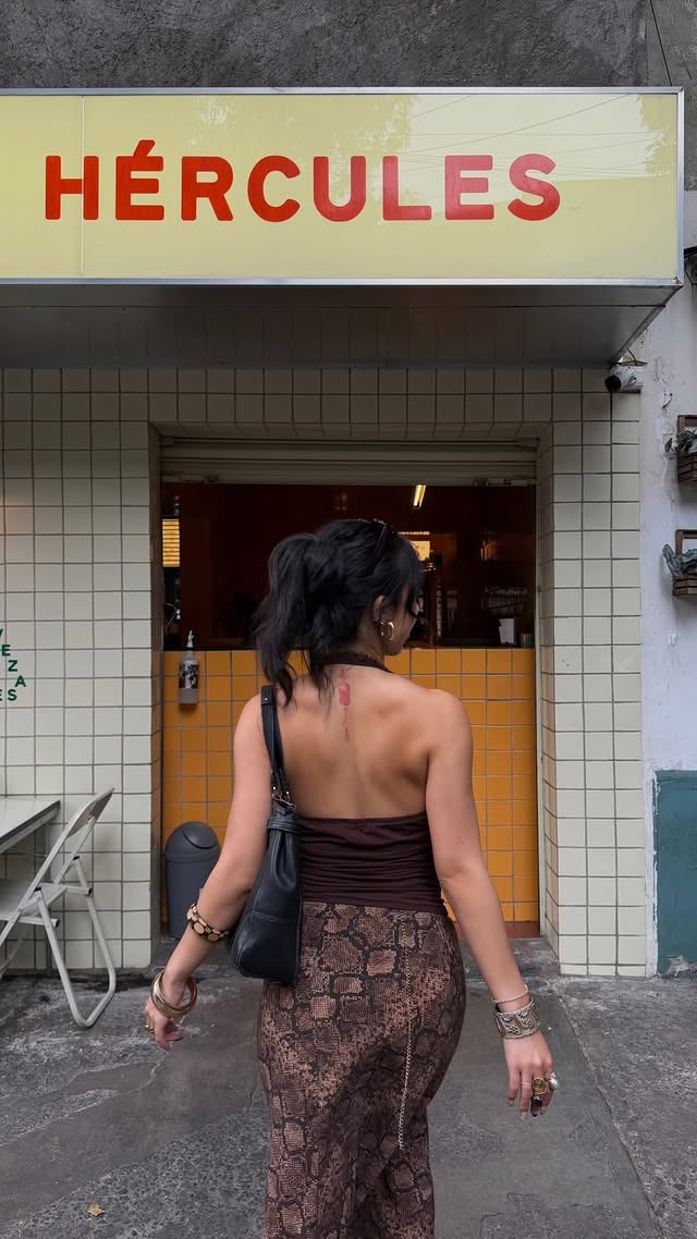 surprised by the amount of love i got on this outfit bc it cost almost nothing LOL #cdmx #mexicocity by @amazingishgrace