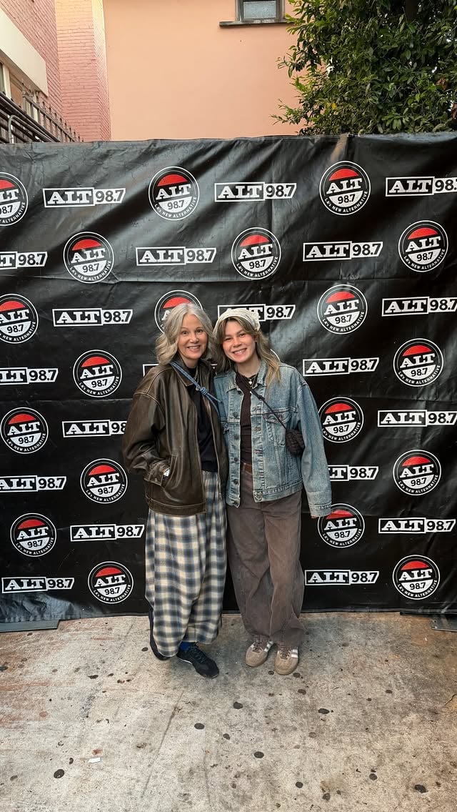 A concert win from @alt987fm and a fun night out in Hollywood! Come along for the ride… @yungblud was amazing!! 🤘🤘🤘Thank you!! #yungblud #concert #hollywood by @dearbrookes