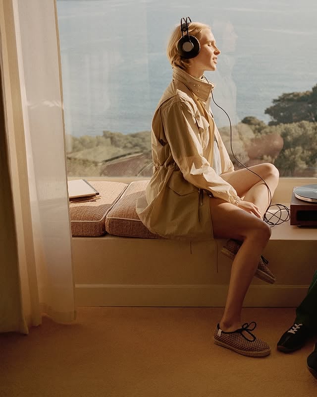 The Sun-Drenched chapter is a new expression of summer at KENZO.Rooted in the KENZO archives, the collection created by @nigo is made for the long sunny days, where colour, light, and play come naturally. New collection available now in stores and on Kenzo.com CAMPAIGN CONTENT PHOTOGRAPHER & DIRECTOR : @andymassaccesiART DIRECTOR: @carlindbrownSTYLIST: @marq.riseMODELS: @stefficook & @woos4ng HAIR STYLIST: @yujiokuda1012MAKE-UP ARTIST: @satokowatanabe.makeupPRODUCTION: @kitten_production #KENZONIGO #KENZOFW26 #NIGO by @kenzo
