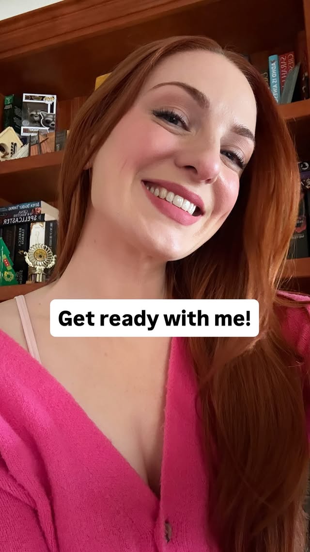 Maybe she’s a great teacher, maybe it’s @maybelline 💅💅💅Got sent some goodies and I actually really like them! Let me know if you want more relief teacher stories. My first get ready with me. What a milestone 😌#maybellineaunz #makeup #newlaunch #AD by @emilykristopher