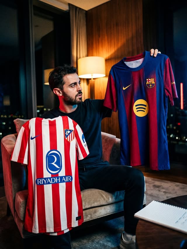 🚨 𝐁𝐑𝐄𝐀𝐊𝐈𝐍𝐆: Bernardo Silva, set to play in 𝐒𝐏𝐀𝐈𝐍 from next season with bids from 𝐀𝐓𝐋𝐄𝐓𝐈𝐂𝐎 & 𝐁𝐀𝐑𝐂𝐄𝐋𝐎𝐍𝐀! 💣🇪🇸Both clubs have approached his camp to make proposals and Barcelona are in a “fight” with Atlético also for Bernardo Silva.Nothing done yet but deal open, with same clubs involved as those who are in tense negotiations for Julián Álvarez 👀🔥𝐀𝐓𝐋𝐄𝐓𝐈𝐂𝐎 𝐌𝐀𝐃𝐑𝐈𝐃 𝐎𝐑 𝐁𝐀𝐑𝐂𝐄𝐋𝐎𝐍𝐀? 🪄