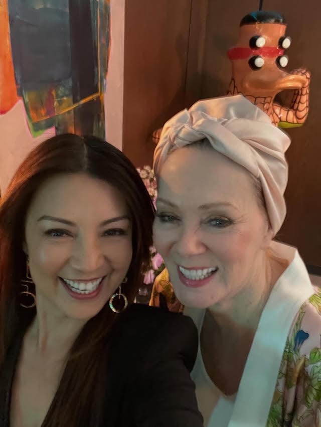 Well, it's series finale of "Hacks" tonight. Congrats to everyone who brought us this Emmy award winning show! I was a big fan before I was lucky enough to be "Janet Stone." Grateful to be part of the wonderful show! Thank you for inviting me to play in your fun and hilarious sandbox! Enjoy some BTS pics. ❤️ by @mingna_wen