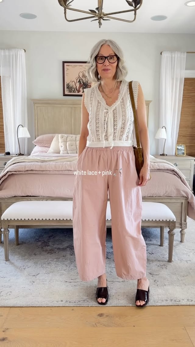 The perfect white lace top & pink pants moment 💕 Comment “pink” for links #whitelace #lacetop #pinkpants #outfitinspo by @dearbrookes