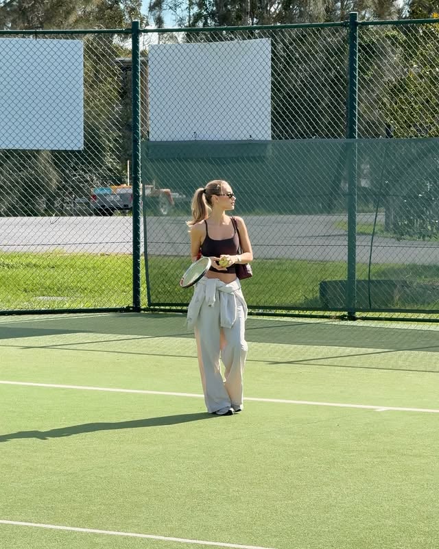 @eliteelevensporting in my tennis era ad SASKIAT 🖤 by @saskiateje