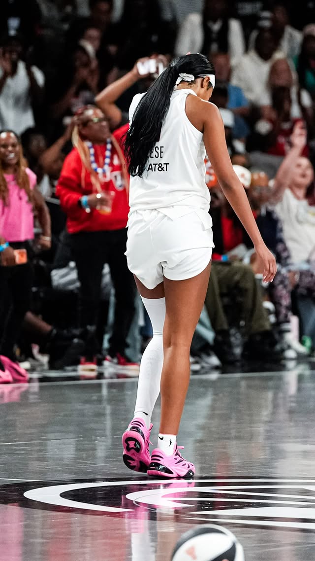 1000 career points and the first 3 of the season?? We see you, Angel 👀 by @atlantadream