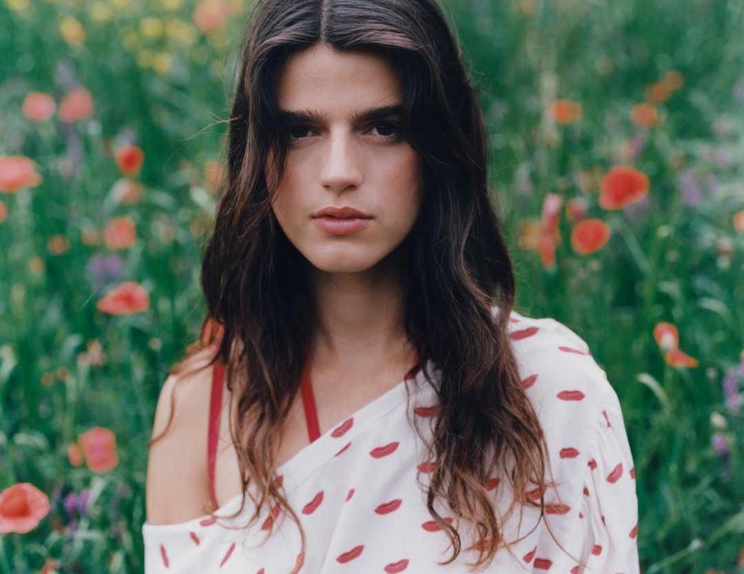 Paula Anguera in @thebeyondnoise Photos : @pablo__escudero Styling : @csaknyackns_ Hair : @scissor_boy Makeup : @lolaa_martinez_s @paulablumme @vivamodel #vivamodel by @vivamodel