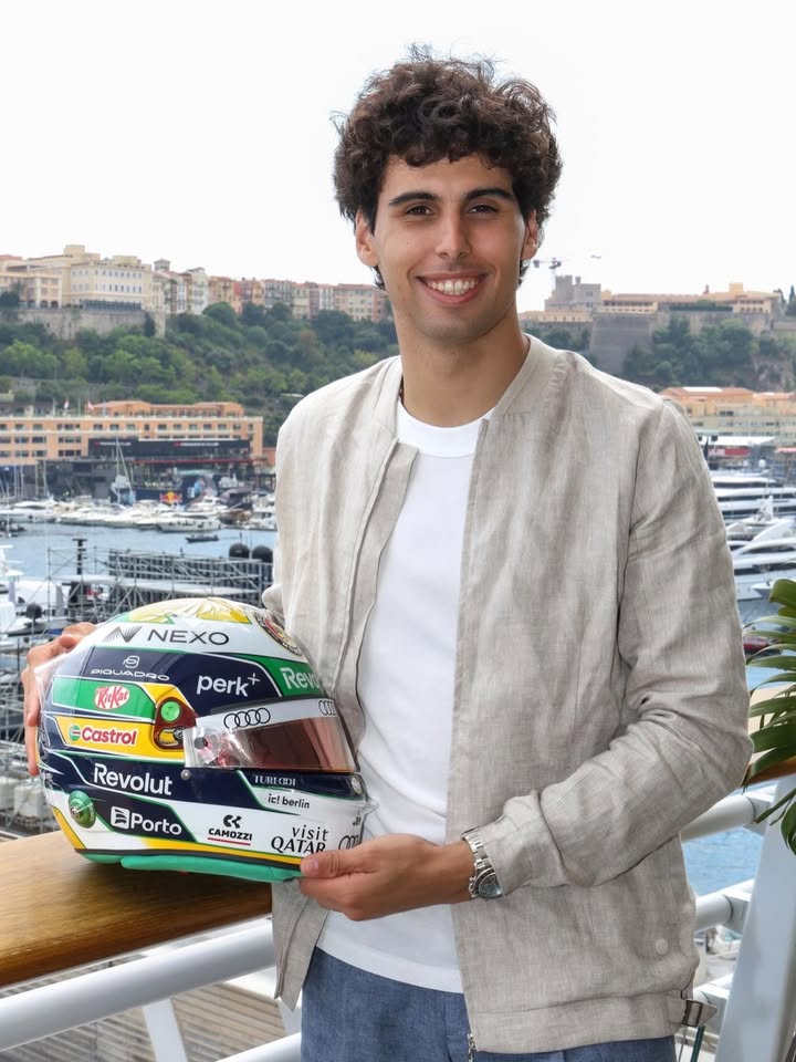 The Brazilian Formula 1 driver Gabriel Bortoleto Announces New Personal
Partnership with Tureddi Yachts.

Tureddi Yachts is proud to announce a new personal partnership
with rising Formula 1 talent Gabriel Bortoleto, marking the beginning of a collaboration built
on performance, ambition and innovation.

The agreement reflects Tureddi Yachts’s commitment to supporting excellence on a global
stage and aligning with individuals who embody determination, precision and forward-
thinking values. As motorsport’s most promising young driver, Bortoleto represents a new
generation of talent with a rapidly growing international profile within the Formula 1 circuit.

With this collaboration, both Tureddi Yachts and Gabriel Bortoleto, as young and ambitious
realities in their respective fields, will work together with the shared objective of growing
side by side and building a successful long-term partnership.

Alessandro Tureddi, CEO of Tureddi Group, commented:
“We are delighted to welcome Gabriel Bortoleto to the Tureddi Yachts family. His
dedication, professionalism and competitive spirit strongly reflect the values of our
organisation. We look forward to supporting his continued success both on and off the track.”

Gabriel Bortoleto added:
“I am very pleased to begin this partnership with Tureddi Yachts. It is always important to
work with brands that share a clear vision and a passion for excellence. I’m excited about
what we can achieve together.”

The partnership represents a strategic step for both parties as they continue to expand their
international presence and engage with audiences through high-performance sport and
innovation-driven initiatives.