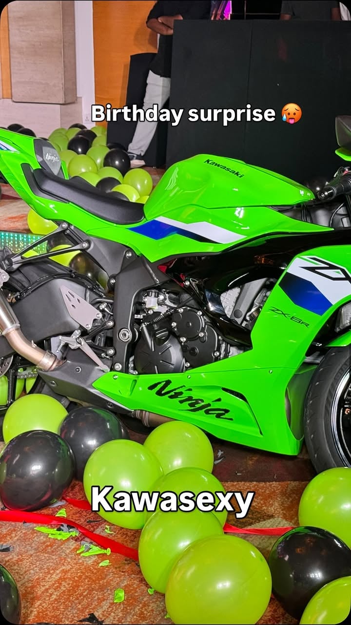 Big birthday surprise party vibes ❤️‍🔥 

@mahadir_zabar 
@shahira.safrin 

#dream #bikelover #bike #kawasaki #couplegoals