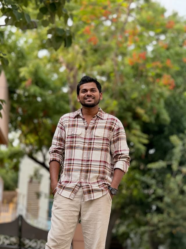 Be silly. Be fun. Be crazy. Be you.
because life is too short to be anything but happy 😀😻

PC : @kathir_candy_official Thambi 🤩🫂

#adhirchiarun #entertainer #vjsiddhuvlogs #happy #fun