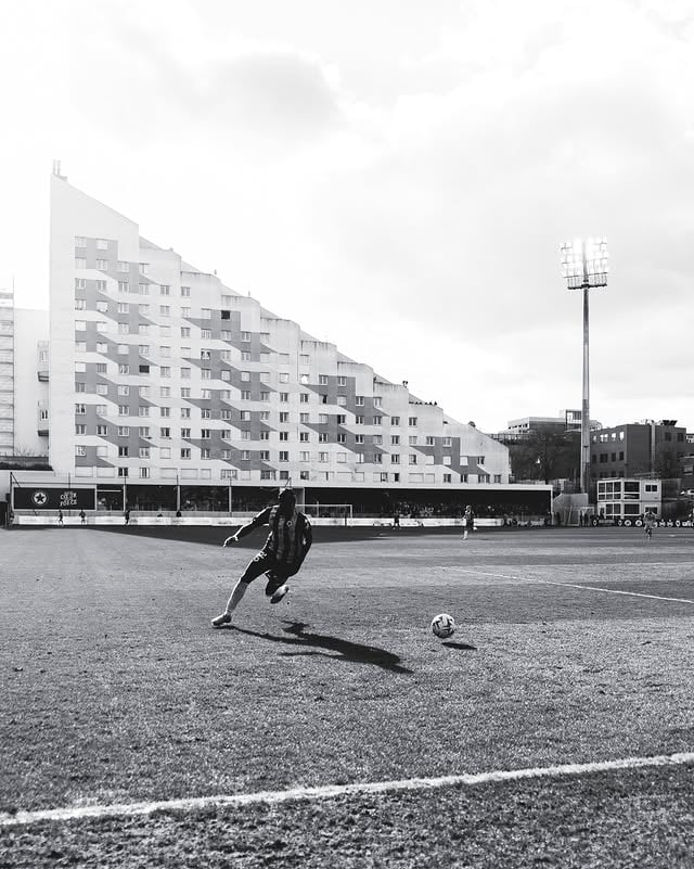 Une saison à Bauer capturée en noir et blanc par @thismatography @nolpvisuals @mgvishoot @theo.metens @icietailleurs55 @alejand.raw @ir.lass @theo2o.photography & @ang.graph 📸 by @redstarfc
