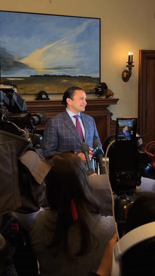We are saying no to a data centre in Île-des-Chênes because there are big threats to the environment and not much benefit to the economy. Our message to any tech company out there… if you want to build technology with a thoughtful, human-centred approach that puts humanity first, then Manitoba is open for business. 🦬 by @wabber