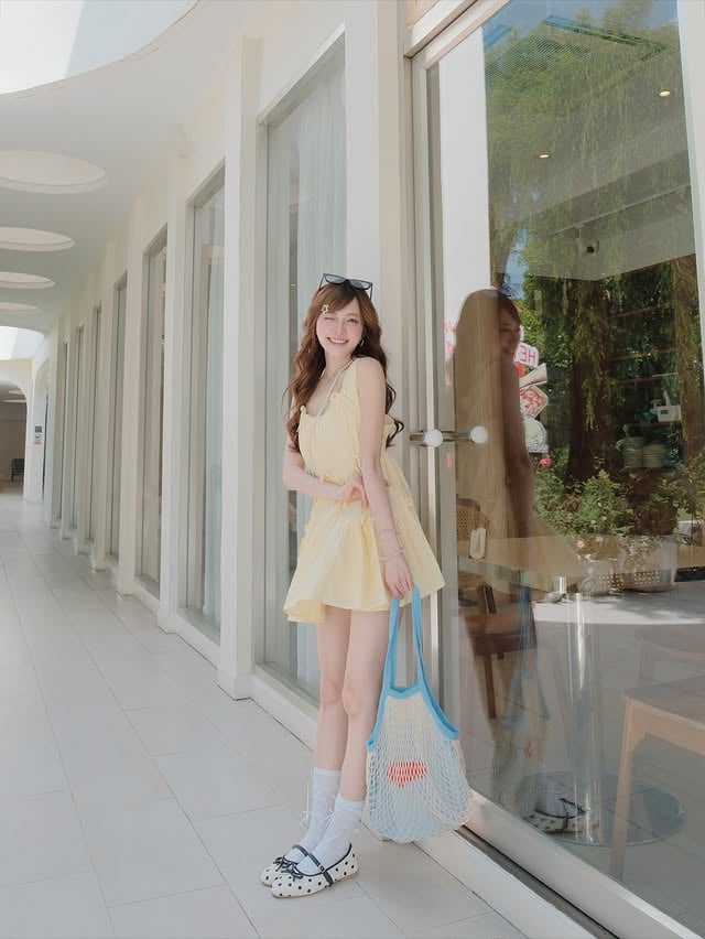 去年的照片還在發🇹🇭人生不會一直在低谷也有可能在曼谷♪.*⁽⁽ ◝꒰´꒳`∗꒱◟ ₎₎₊·* #泰國 #泰國咖啡廳 #HolidayPastry by @yu_chian1006