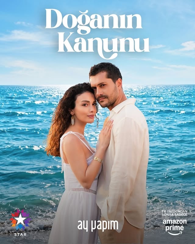 Yeni afişimizle karşınızdayız. ☀️🌊

Geri sayım devam ederken heyecanı biraz daha yükseltelim. ✨

#DoğanınKanunu ilk bölümüyle 10 Haziran Çarşamba STAR’da, TV yayınından sonra sadece Amazon Prime Video’da.

@startv @ayyapim @primevideotr