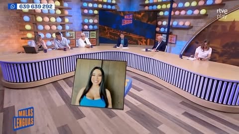 💢 Ultras, a por un "verano nacional"

💬 "Esta gente se está beneficiando de la ideología fascista y de la ideología nazi, que luego tristemente amparan partidos políticos como el PP y Vox. Se están forrando sembrando odio y pánico", afirma Sarah Santaolalla en #MalasLenguas