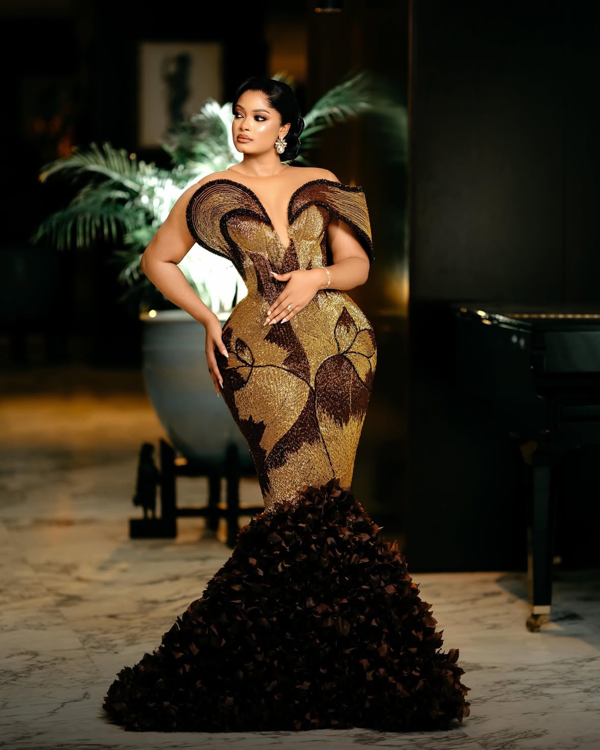ACHALUGO❤️🤭
#mkfa2026 
Hongereni sana😍 @saidmkukila & @fareedahmoh_organic_fresh 

NAJISKIA FURAHA KUMVAA @marry_collections_and_designs 👌❤️

📸 @kenlaw_photography 
Mua @ruqaiyah_makeup 
Hair Stylist @steven_hairacademy 
Accessories @ree.wedding.accesories 
Clutch @clutch.bagtz