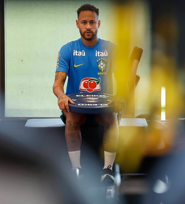 Já faltou mais…
.
Gênio voltando! 🙏🏻🧞‍♂️⚽️❤️
.
Fui CLEAR ???