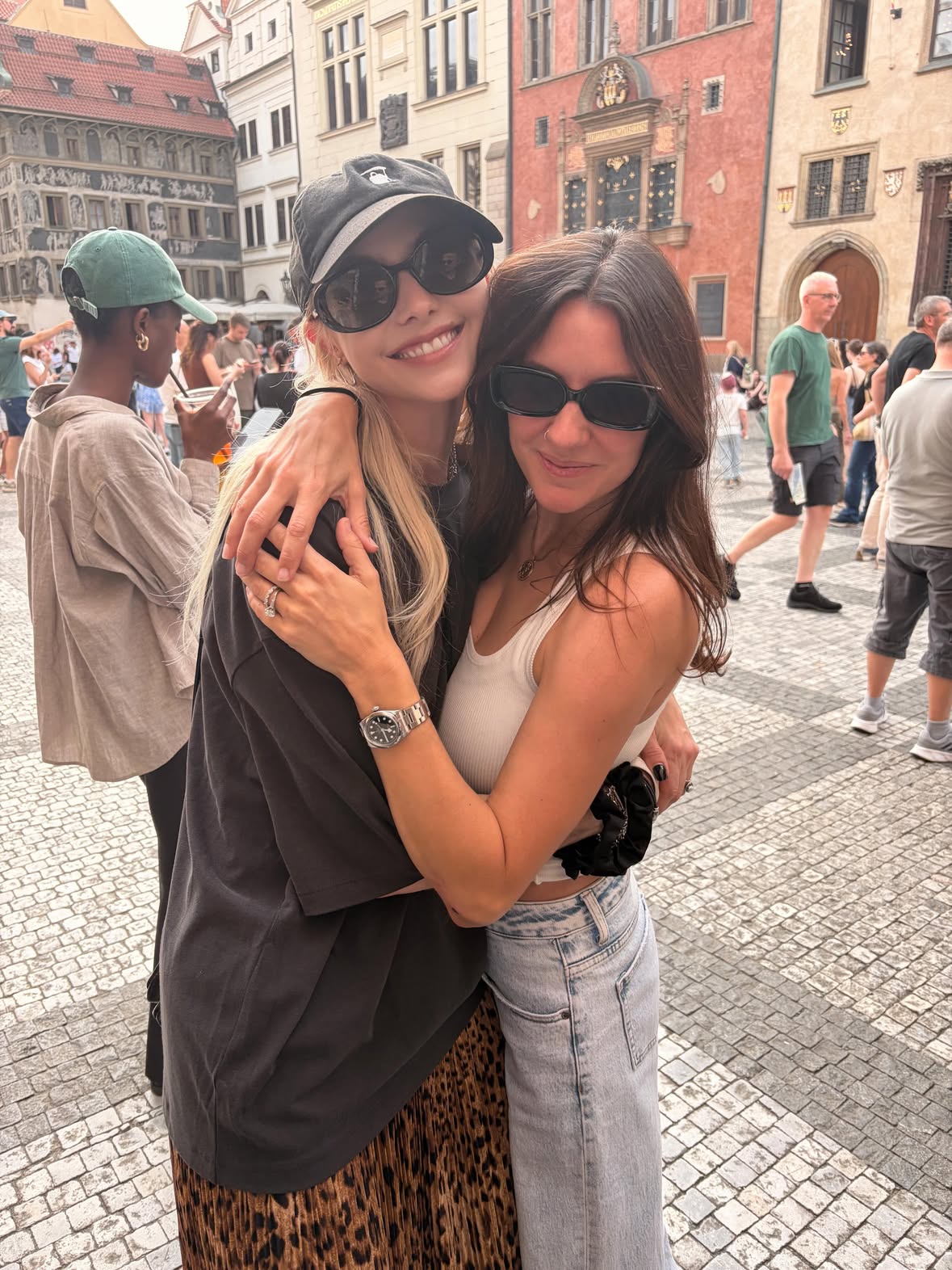 Girl time in Prague 🇨🇿 before @rockforpeople TOMORROW @aliejoboxblock @theartistsg
