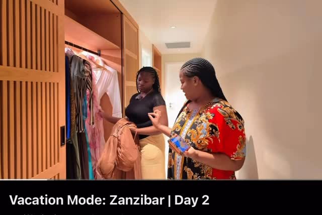 DAY 2 IN ZANZIBAR VLOG TAYAR IPO YOUTUBE
LINK ON BIO😍🔥
Nambie umependa nini kwenye hii vlog
Enjoy🤭🔥🔥🔥